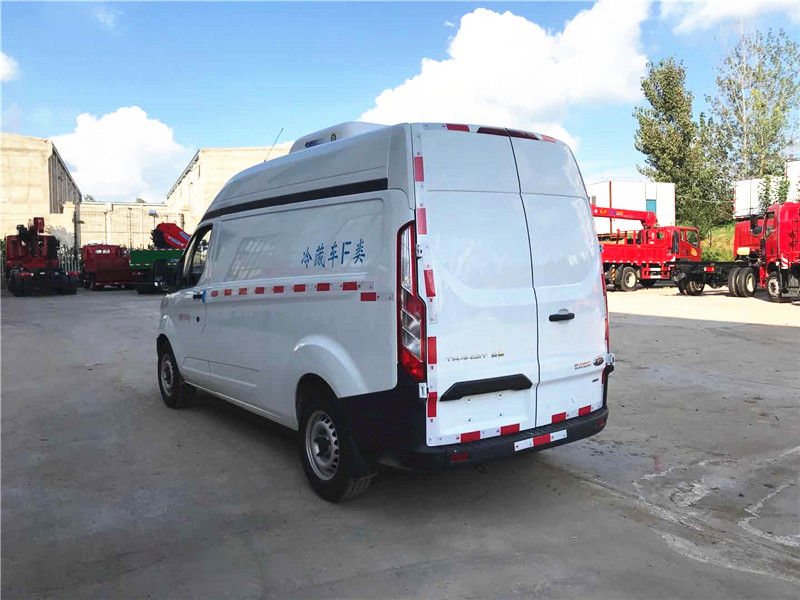 江鈴福特面包冷藏車