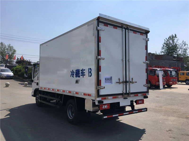 福田奧鈴4.2米冷藏車