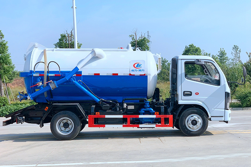 小多利卡 5方 吸污車