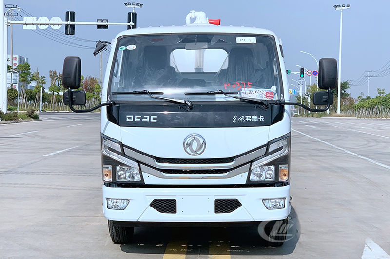 小多利卡 5方 吸污車